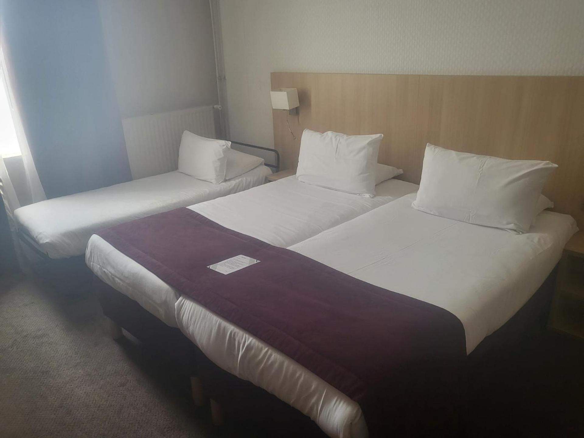 กีเรียด เรียมส์ ซองเทรอ Hotel แร็งส์ ภายนอก รูปภาพ